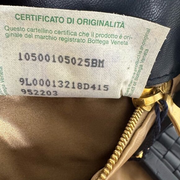 Authentic Bottega Veneta Intrecciato Nappa Shoulder Bag Purse Navy Black Leather - Picture 8 of 9